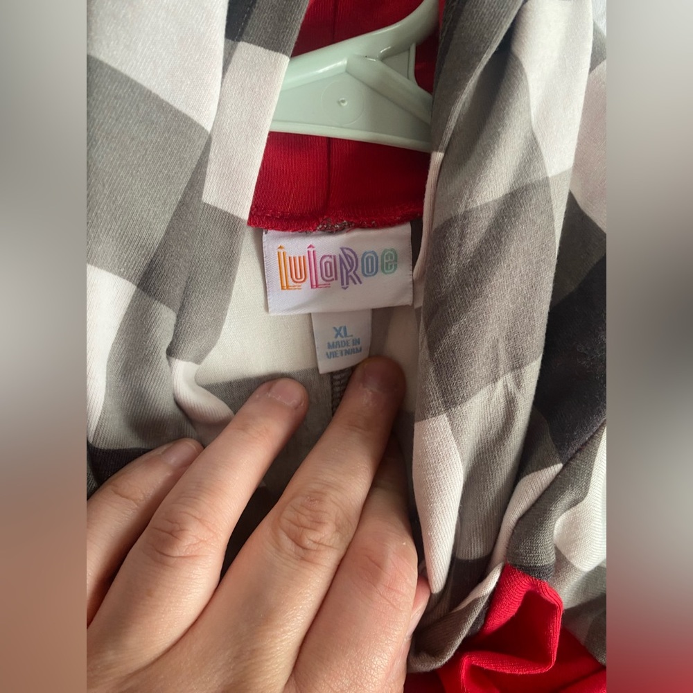 Lularoe Amber Sweatshirt